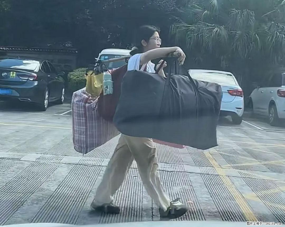 全网追的“扁担女孩”，找了一份暑假工，时薪12元 - 济南生活资讯 - 济南28生活网 jn.28life.com